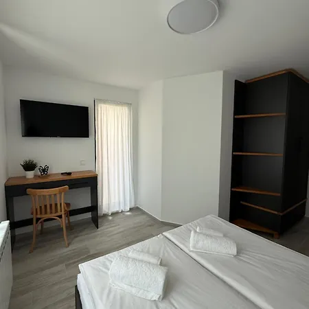 Gorna Banya Luxury Апартамент *